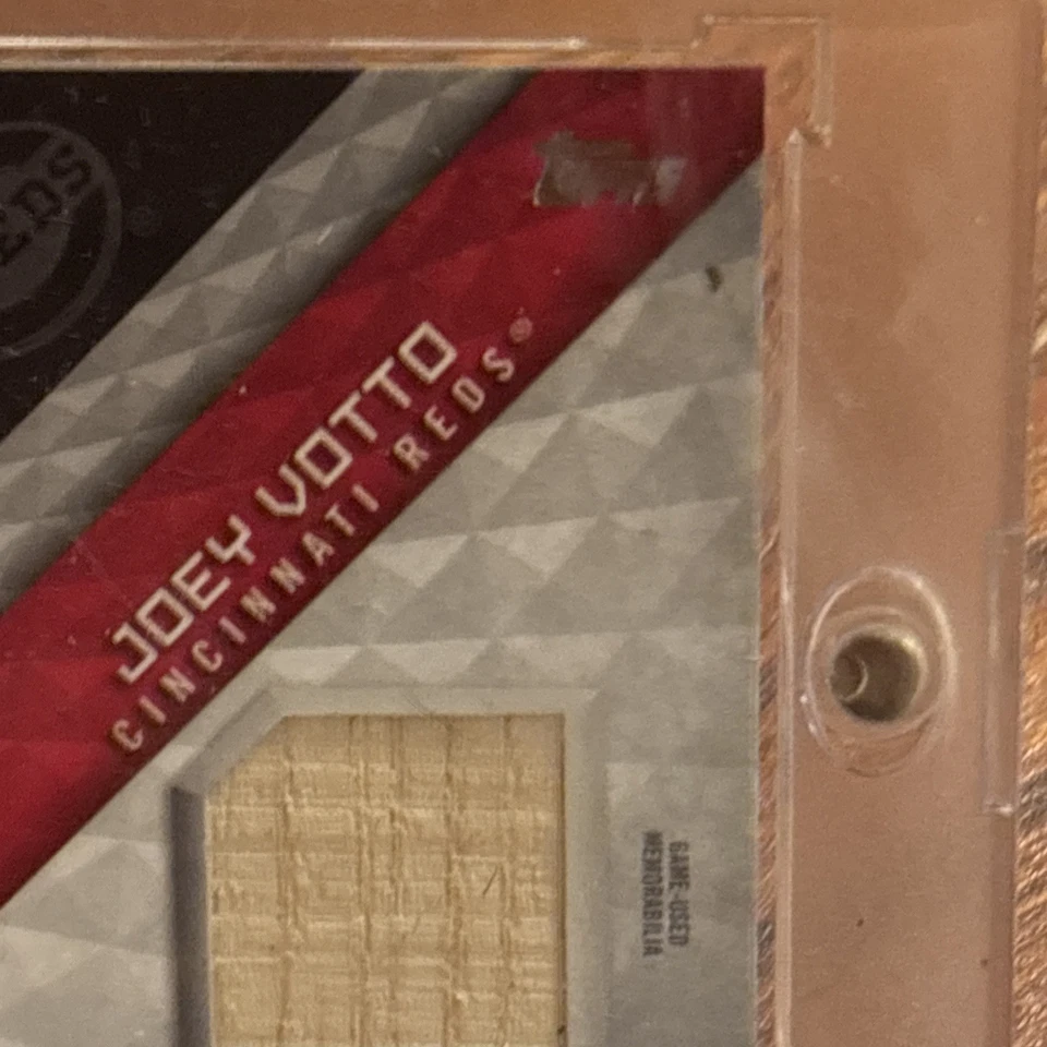 2018 Topps Major League Baseball Material Wood Bat Series 1 Joey Votto #MLM-JV - Image 4 of 4