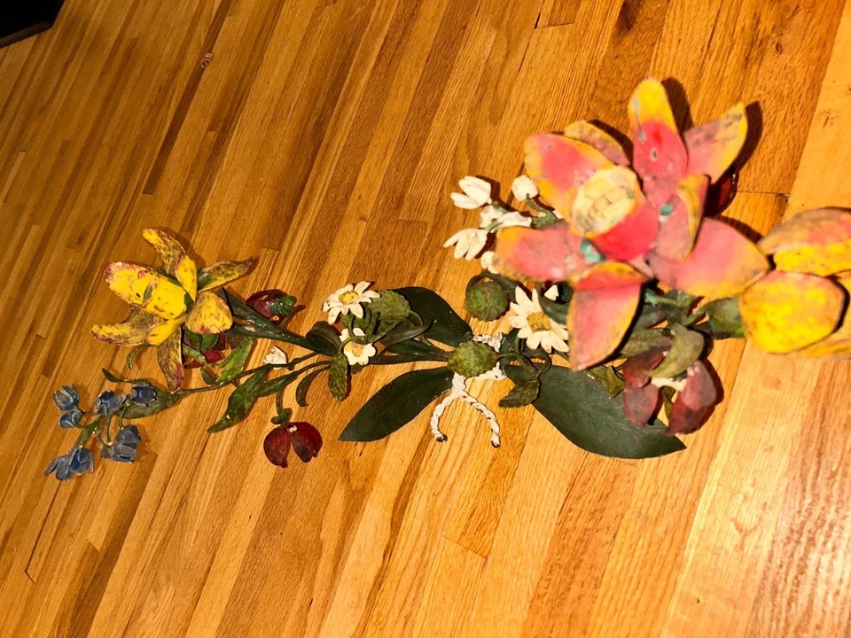 "Candelabro francés de 21"" con flores amarillas Toleware de metal RARO" Foto 3 de 4