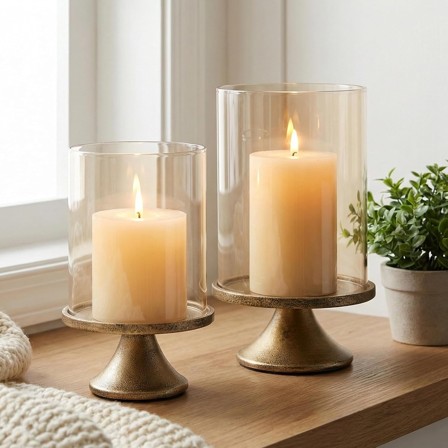 Set With Glass Dome & Iron Base &ndash; Elegant Decor