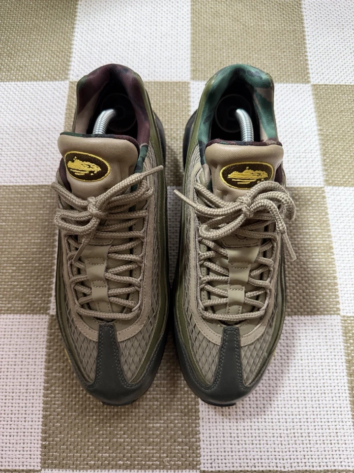 Nike Air Max 95 Corteiz Gutta Verde Talla 9.5 Usadas 100% Auténticas Foto 3 de 4