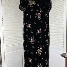 Oriental Cheongsam Velvet Long Embossed Roses