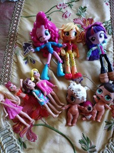 muñecas lol en miniatura