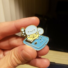 Pokemon, Squirtle On Gameboy, enamel Pin.