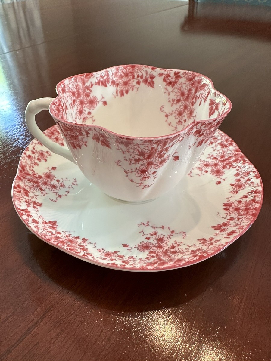 Fine Bone China Shelley England Dainty Pink tea cup & saucer 051/P