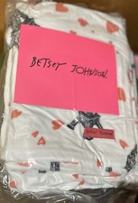 Betsey Johnson Ultra soft throw Paris pink hearts NIB sealed