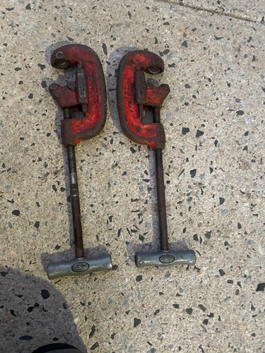 RIGID HEAVY DUTY PIPE CUTTER 1/8"-2" PIPE CAPACITY RIDGE TOOL CO - Picture 8 of 8