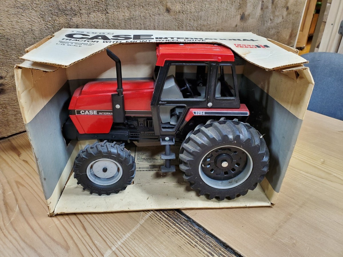 ERTL CASE インターナショナル　トラクター　3294 Ertl 1/16 Case International 3294 Tractor With Front Wheel
