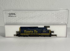 Atlas EMD GP35 Diesel Locomotive Santa Fe N Scale #1317 DC Analog
