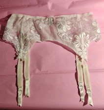 NEW Victoria's Secret White Lace Garter Belt S c 1998