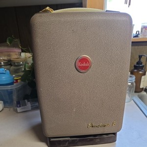 Vintage Kodak Showtime 8 Movie Projector parts only