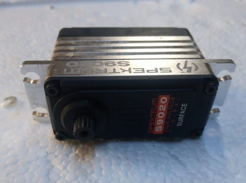 Spektrum S9020 High Voltage Servo 1/5 Scale - Image 3 of 4