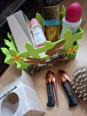 Osterkorb Kosmetik Beauty  verschiedene Marken  zB.Michael Kors