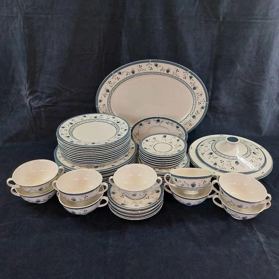 Royal Doulton Porcelain Dinner Sets for sale | eBay UK