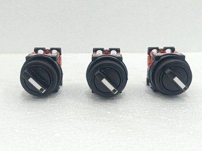FUJI AR30PR-3 3 POSITION SELECTOR SWITCH LOT OF 3 INDUSTRIAL CONTROL 30MM JAPAN