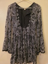 MI AMI Women Mini Peasant Dress Size Medium Paisley Lace Embroidered Pullover
