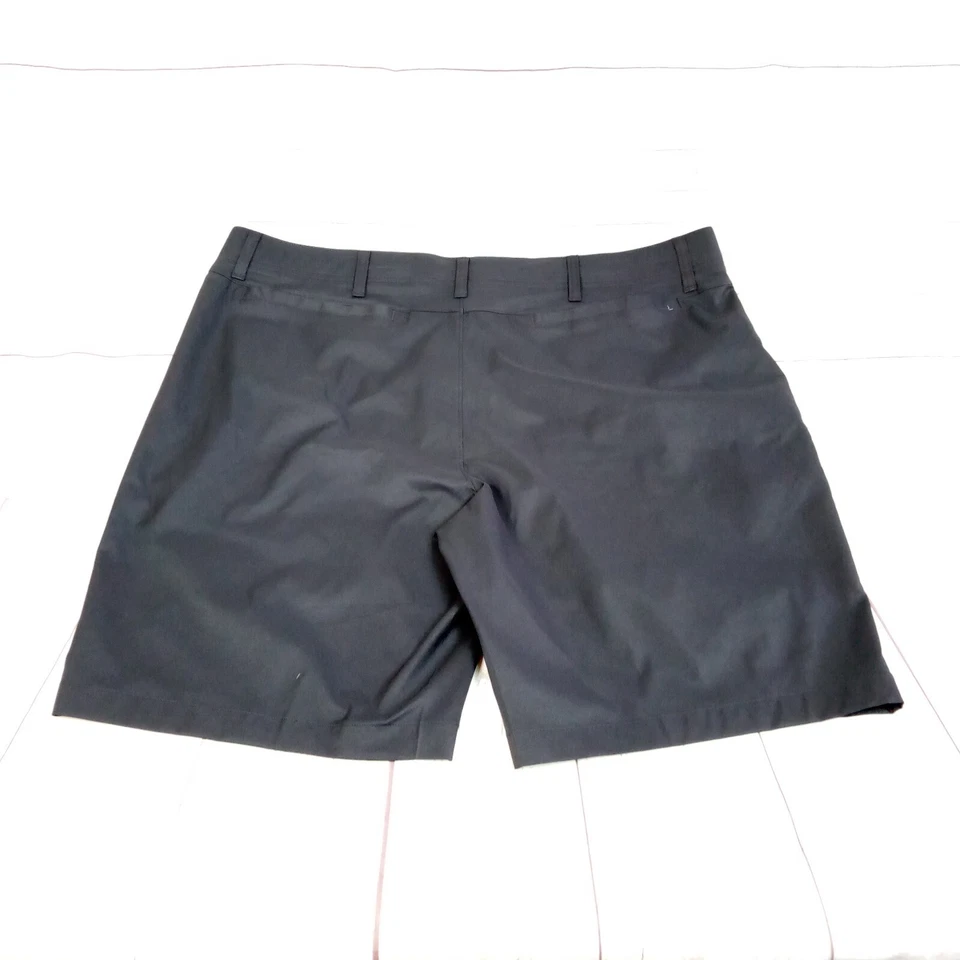 Pantalones cortos para hombre The Foundry Supply Co color negro talla 44 Foto 2 de 4