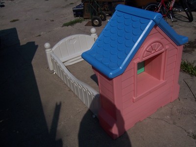 Little Tikes Storybook Cottage Princess Child Size Toddler Bed Ebay