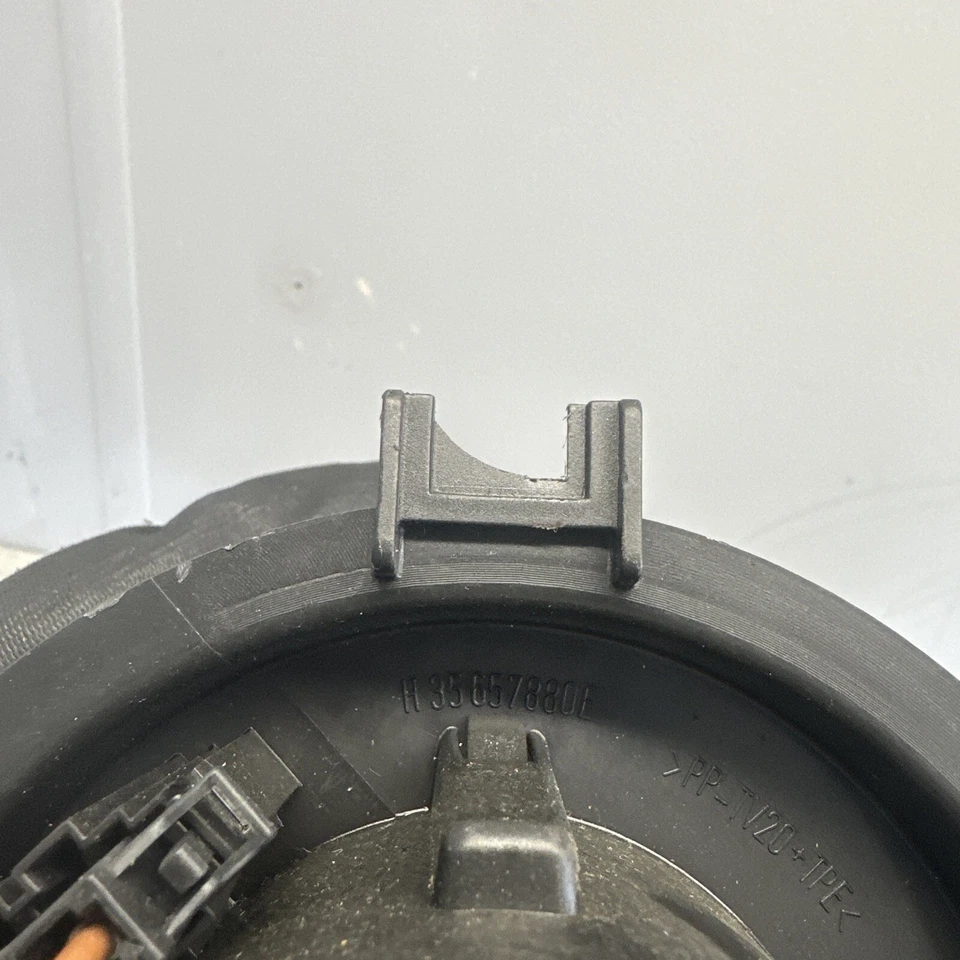 2004 AUDI TT 8N AQUECEDOR VENTILADOR MOTOR RESISTOR 1J2819021B - Imagem 3 de 4