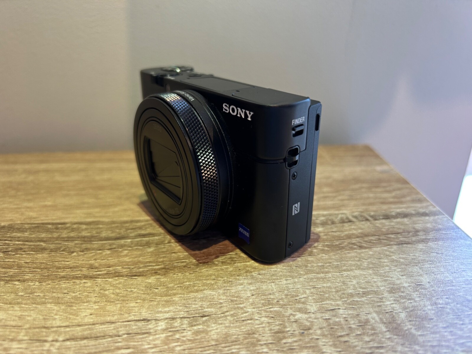 Sony Cybershot RX100 VI 20.1MP Compact Digital Camera Black for sale
