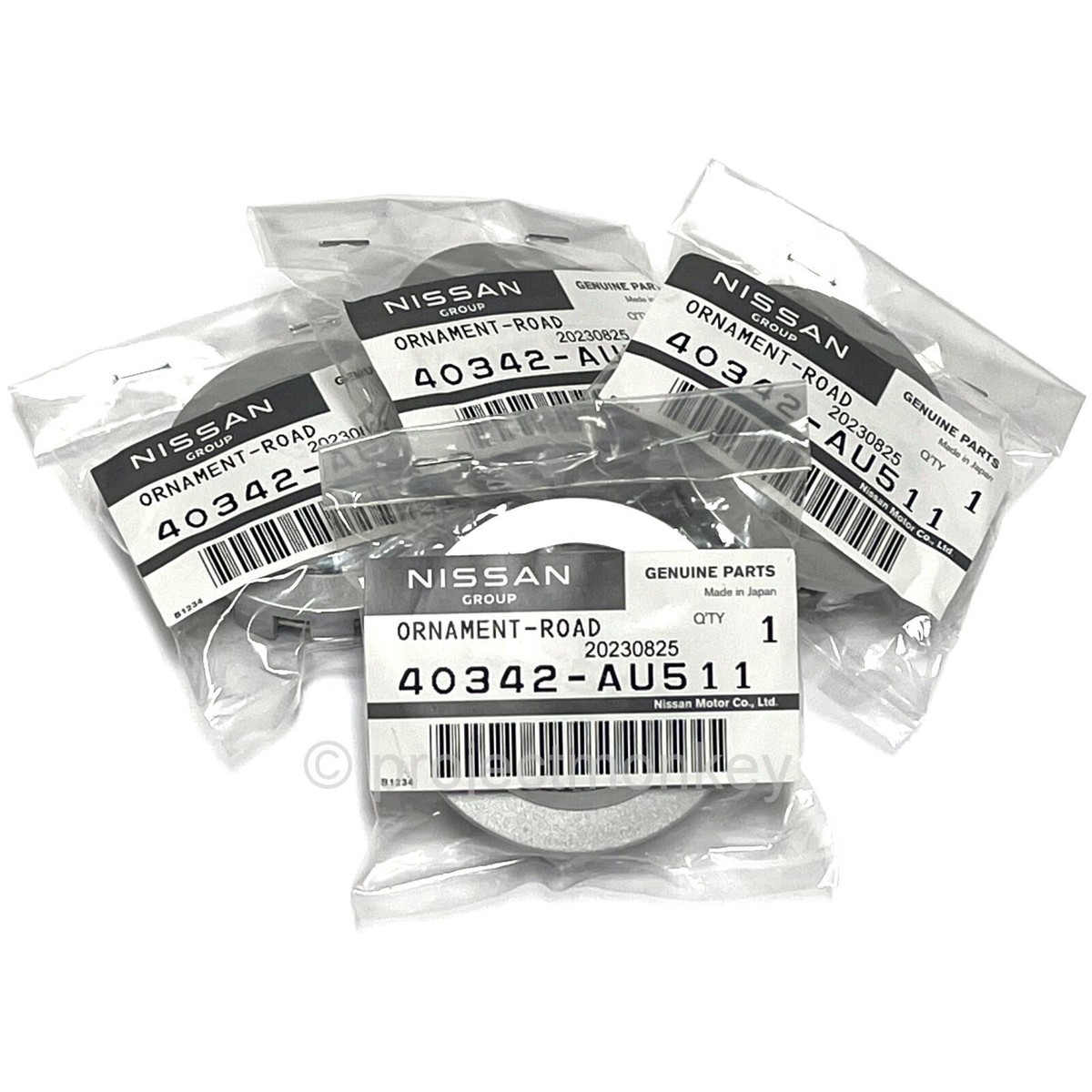 OEM Nissan 40342-AU511 Wheel Center Caps x 4 Genuine Parts | eBay