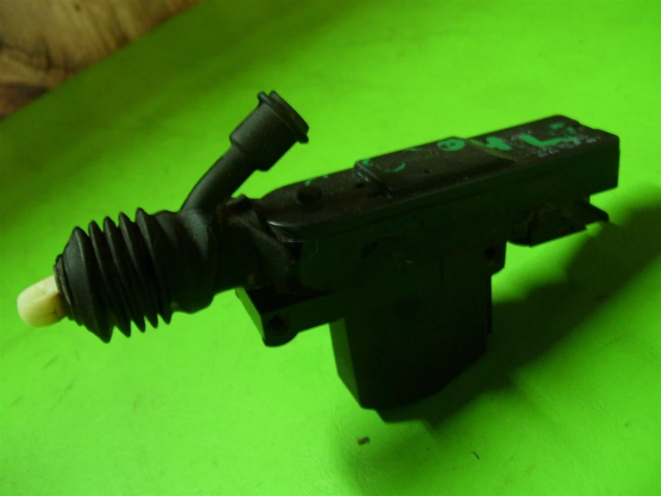 Cerradura actuador pestillo manija puerta delantera bmw 740il 8.356.065 8356065 oem 1993 740 Foto 2 de 3