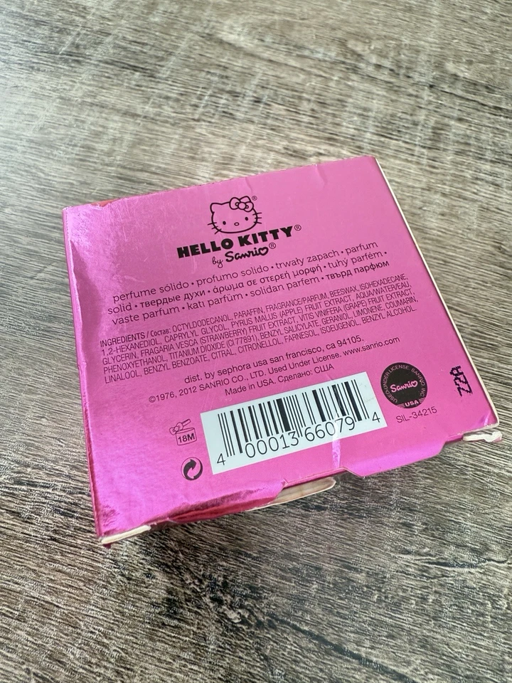 Nuevo Raro HELLO KITTY Perfume Sólido 0.68g Anillo Caja de Regalo Descatalogado Foto 2 de 4