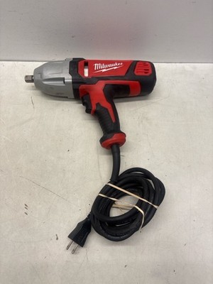 MILWAUKEE 1/2'' CORDED SQUARE IMPACT (P03054053)