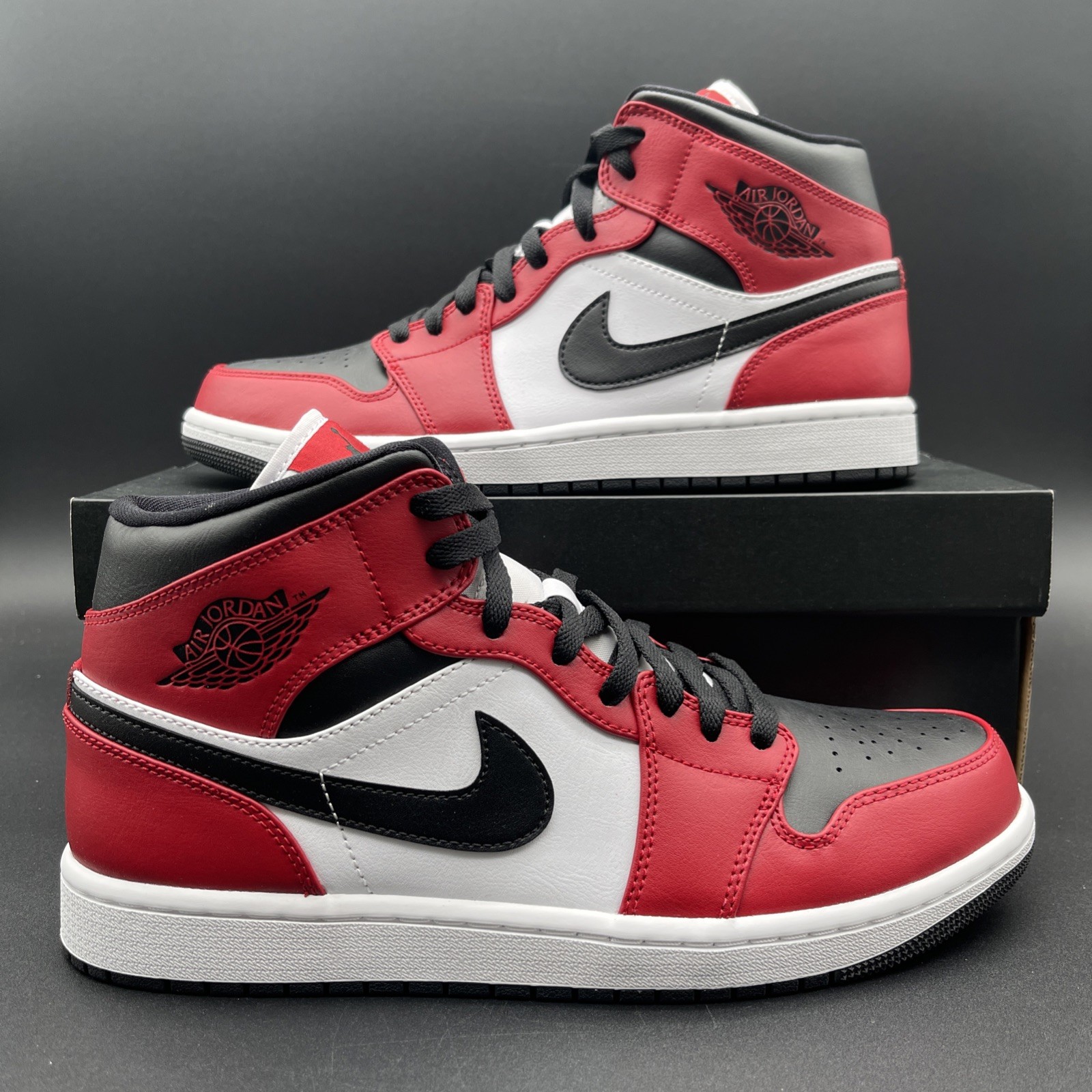 Size 10 - Jordan 1 Mid Chicago Black Toe 2020