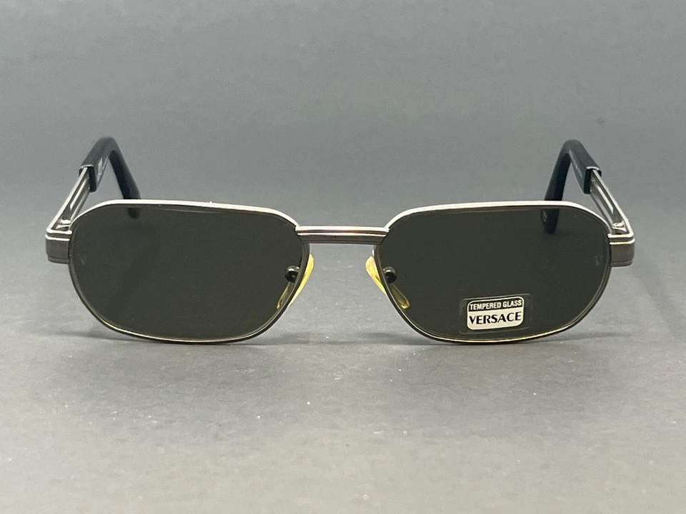 Gafas de sol rectangulares vintage Gianni Versace S17-948 Gunmetal para hombre Foto 3 de 4