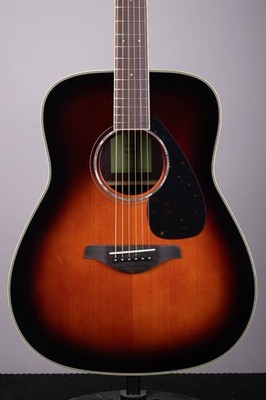 Yamaha FG830 Dreadnought Acoustic Guitar - Tobacco Brown Sunburst