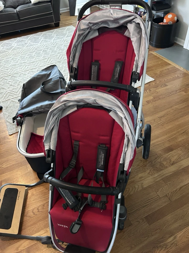 Doble UPPAbaby Vista con moisés y respaldo Foto 2 de 4