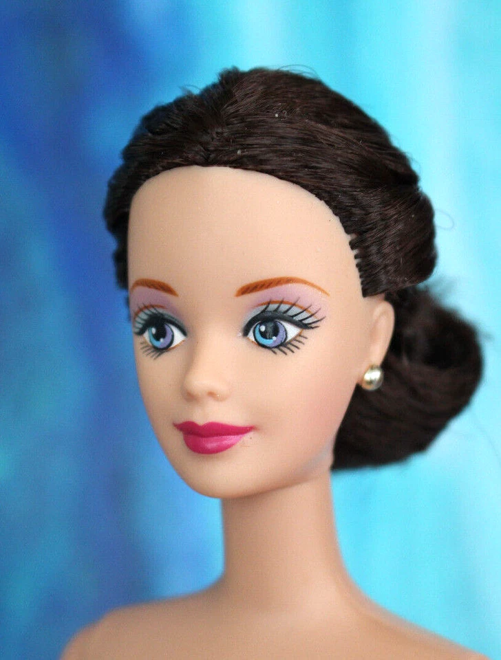 Barbie desnuda TNT marrón oscuro cola de caballo moño moño anime ojos Mackie DBox4 ÚNICO EN SU CLASE Foto 2 de 4