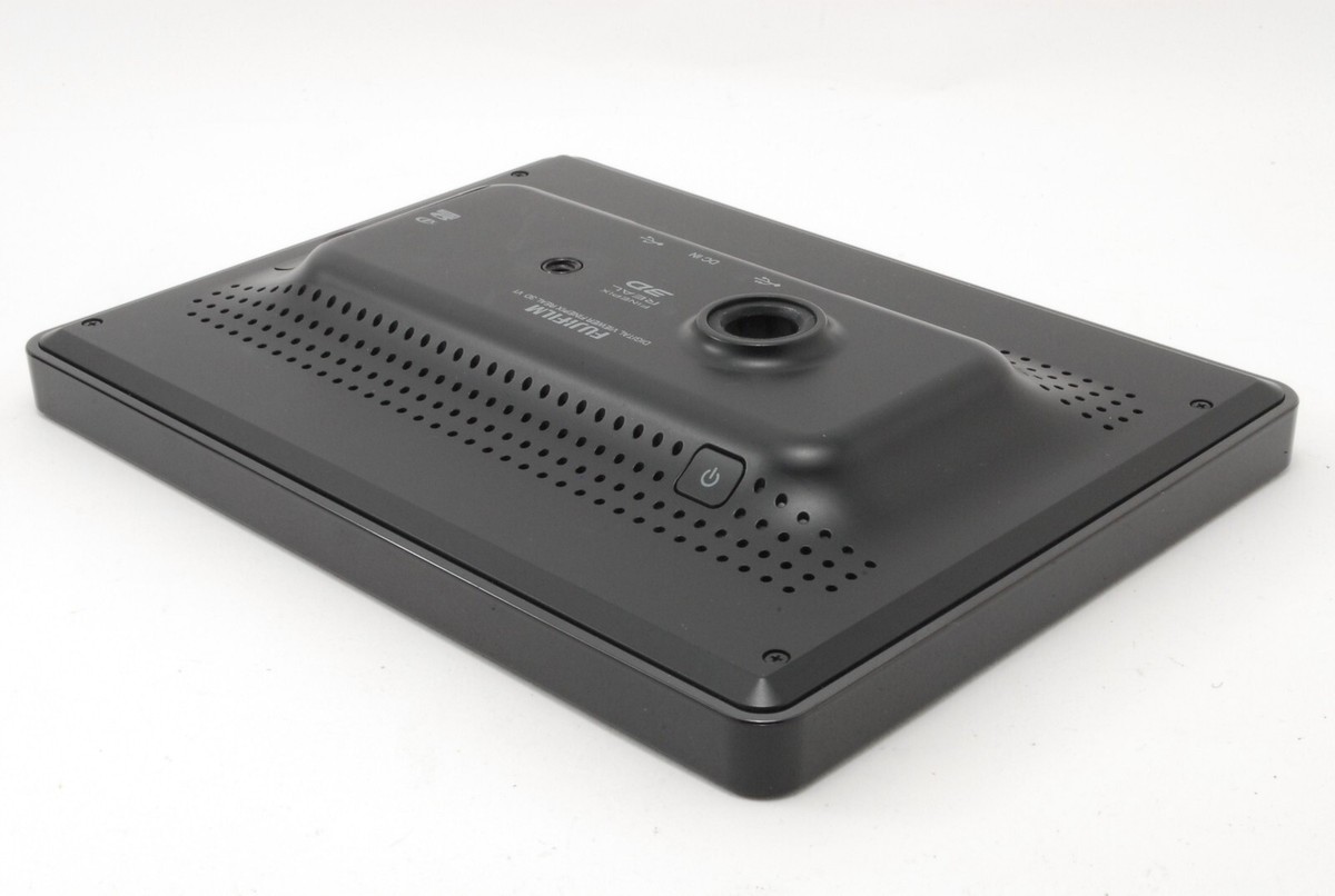 Fujifilm Fine Pix REAL 3D V1 Digital Camera Viewer | Black | 3D