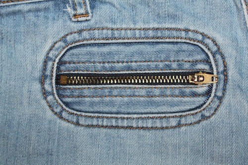 AMERICAN EAGLE OUTFITTERS Denim Blue SKIRT Cool Zippers RN 54485 Size 8 GUC - Picture 2 of 7