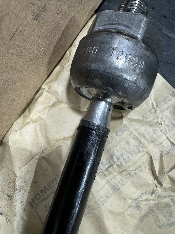 Barra de amarre interior genuina Ford OEM 8W7Z-3280-A NUEVO EN STOCK 03-2011 Crown Vic Towncar Marquis Foto 4 de 4