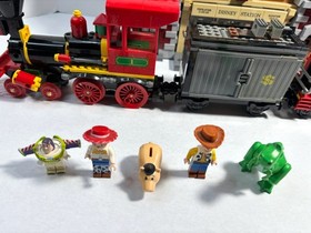 LEGO Disney Train station only form 71044 + toy story Western Train 7597