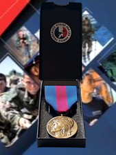 MEDAILLE SERVICES  MILITAIRES VOLONTAIRES - Décoration & Boite (Légion & Armées)
