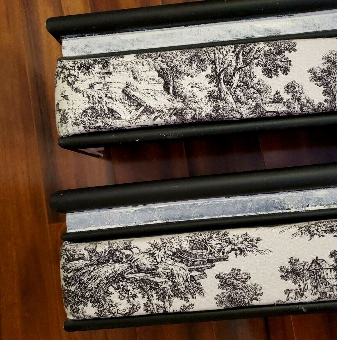 Picture 4 of 11