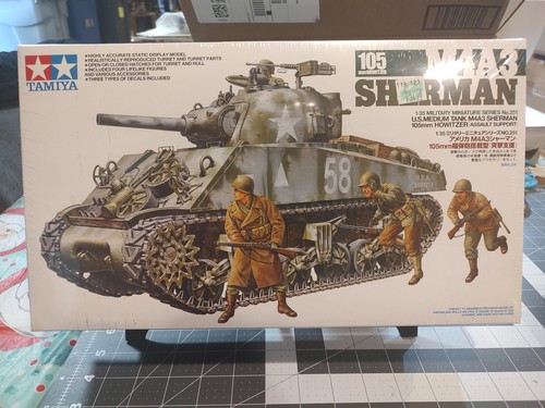 Tamiya America Inc 1/35 M4A3 Sherman 105 mm obice TAM35251 modelli in plastica