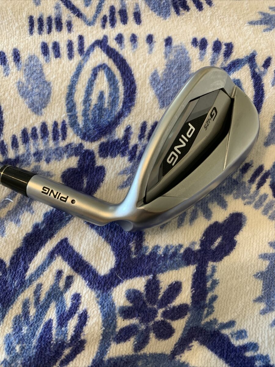 Ping Black Dot G425 U Wedge With True Temper Dynamic Gold Ping Black Dot G425 U Wedge With True Temper Dynamic Gold