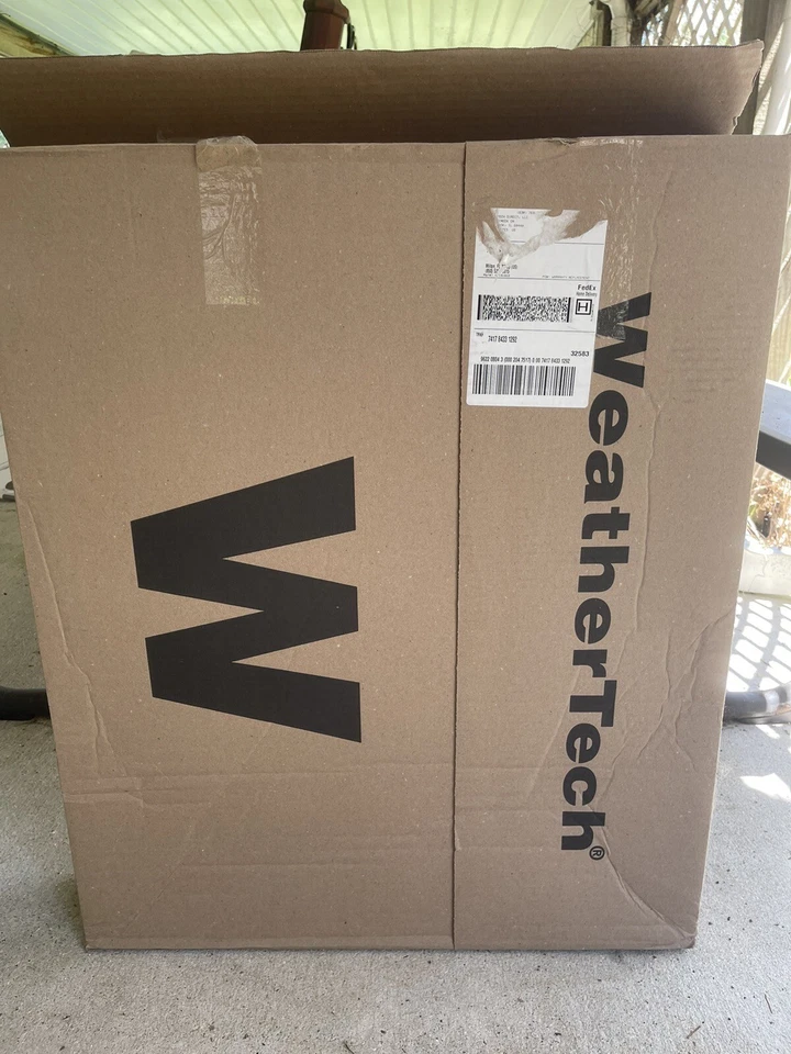 WeatherTech FloorLiner HP for 2024 Ford F-250 F-350 F-450 F-550 Foto 2 de 4