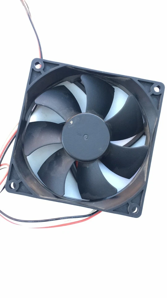 AVC model C9025S12LB Case Fan  DC 12V 0.12A 3-pin working  - Image 2 of 2