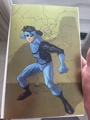 INVINCIBLE #51 Full Art Foil Variant Cover Ryan Ottley Season 3 - 300 MADE