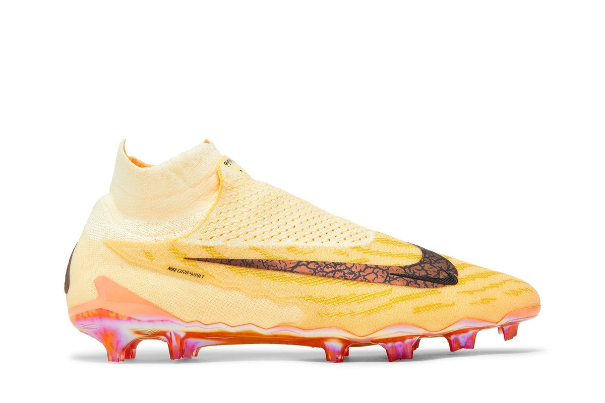 Size 12 - Nike Phantom GX Elite Gripknit DF FG SE Blaze Pack Size 12 - Nike Phantom GX Elite Gripknit DF FG SE Blaze Pack