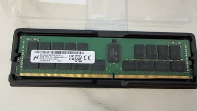MTA36ASF4G72PZ-3G2R1 Micron 32GB 2RX4 PC4-3200AA  ECC RDIMM Server Memory RAM