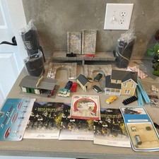 HO Scale structures, bridges, Vehicles, People, retaining walls for Projects
