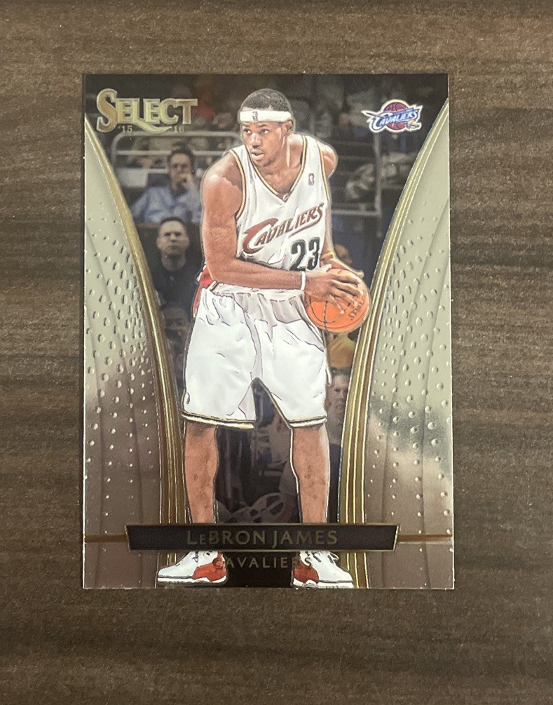 2015-16 Panini Select Courtside LeBron James #300 Cleveland Cavaliers