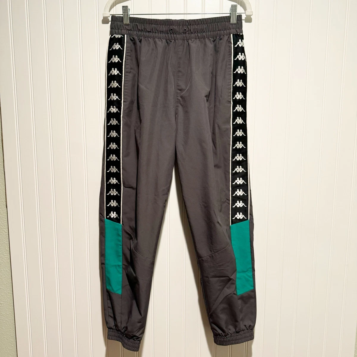 KAPPA Tapered Broek 'Banda Braxas' in Zwart | ABOUT YOU