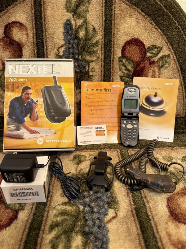 Working Vintage Nextel i60c Motorola Mobile Cellular Flip Phone Box Manual Cords