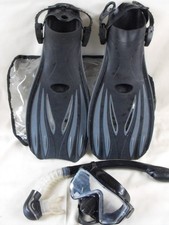 Dive Set - Mask Snorkel Fins  Mesh Bag - Adult Medium - Nice Shape